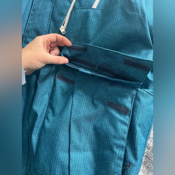 Columbia Jacket (Outer shell and Down insert) - Picture 6 of 14